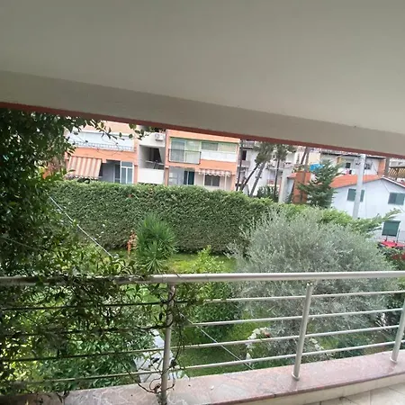 Mimoza Villa Golem (Tirana)